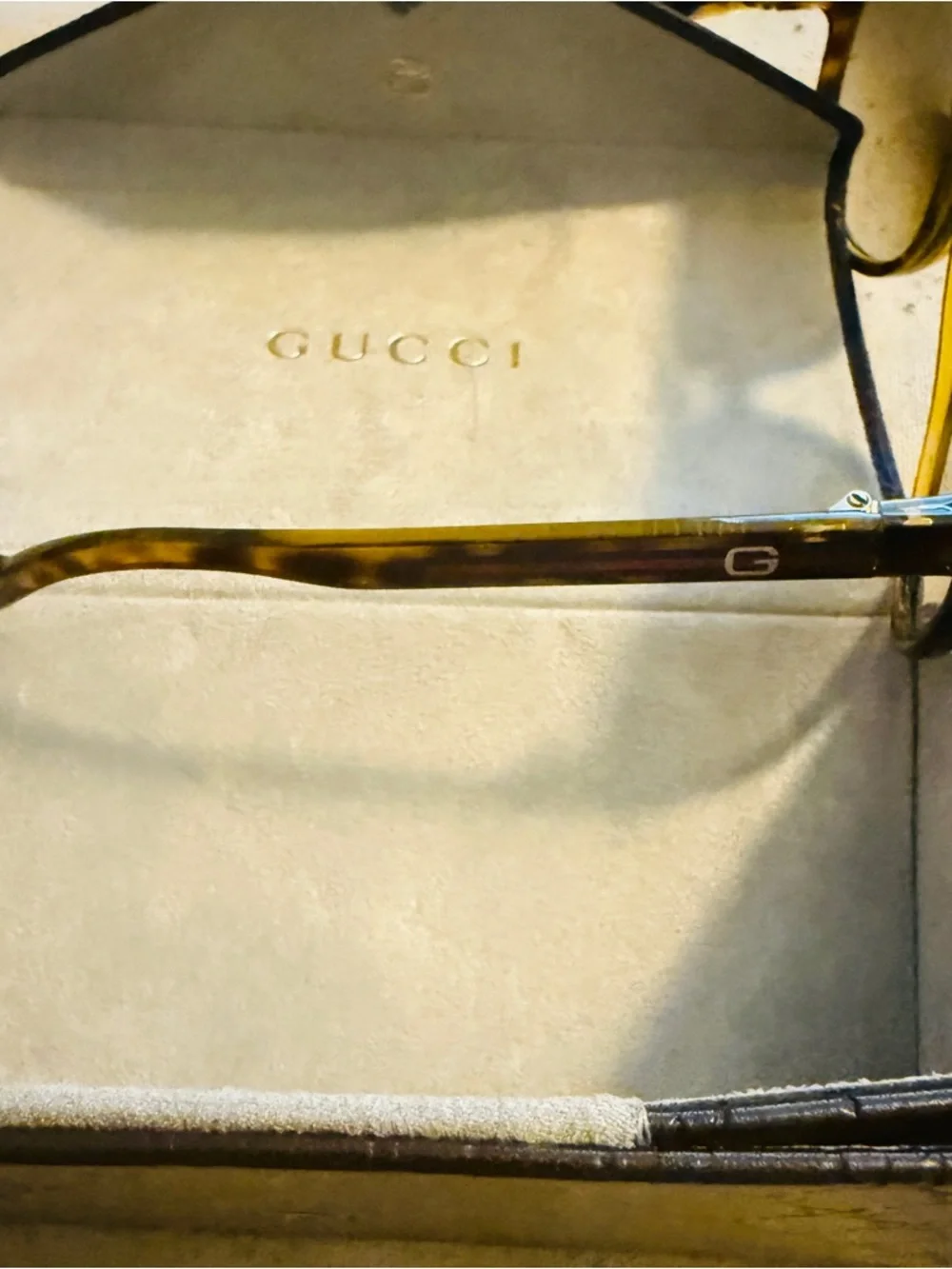 Gucci Women's Aviator Sunglasses in Tortoiseshell and Brown Gradient - Picture 3 of 6